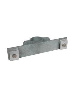 Rohrschelle RK 5 aus feuerverzinktem Stahl, 300 mm lang, mit zwei Klemmklötzen für Pfosten Ø 88,9 mm